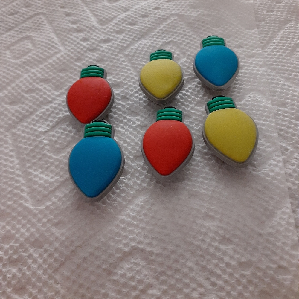 Christmas bulb she charms for Crocs. NWOT